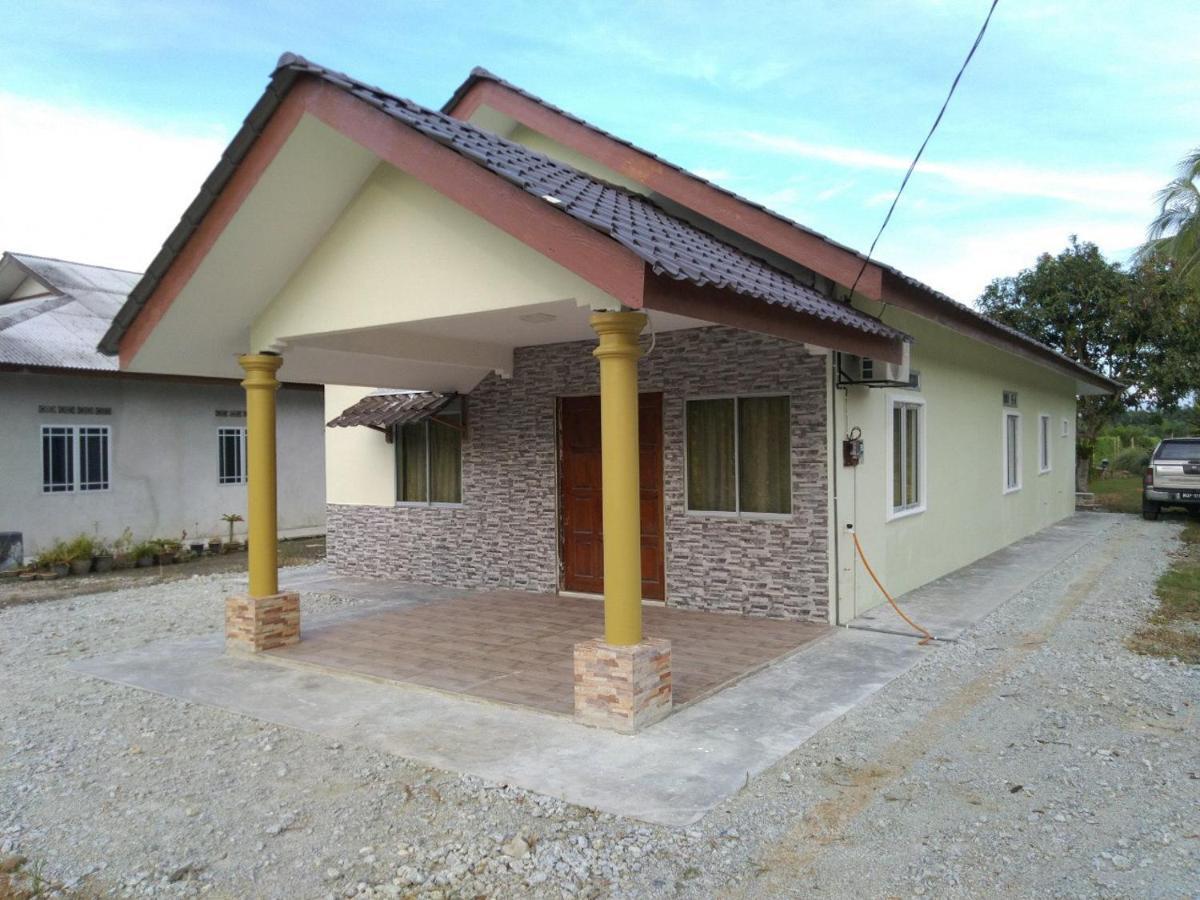 Homestay Pantai Remis Jeram (Selangor) Exterior photo