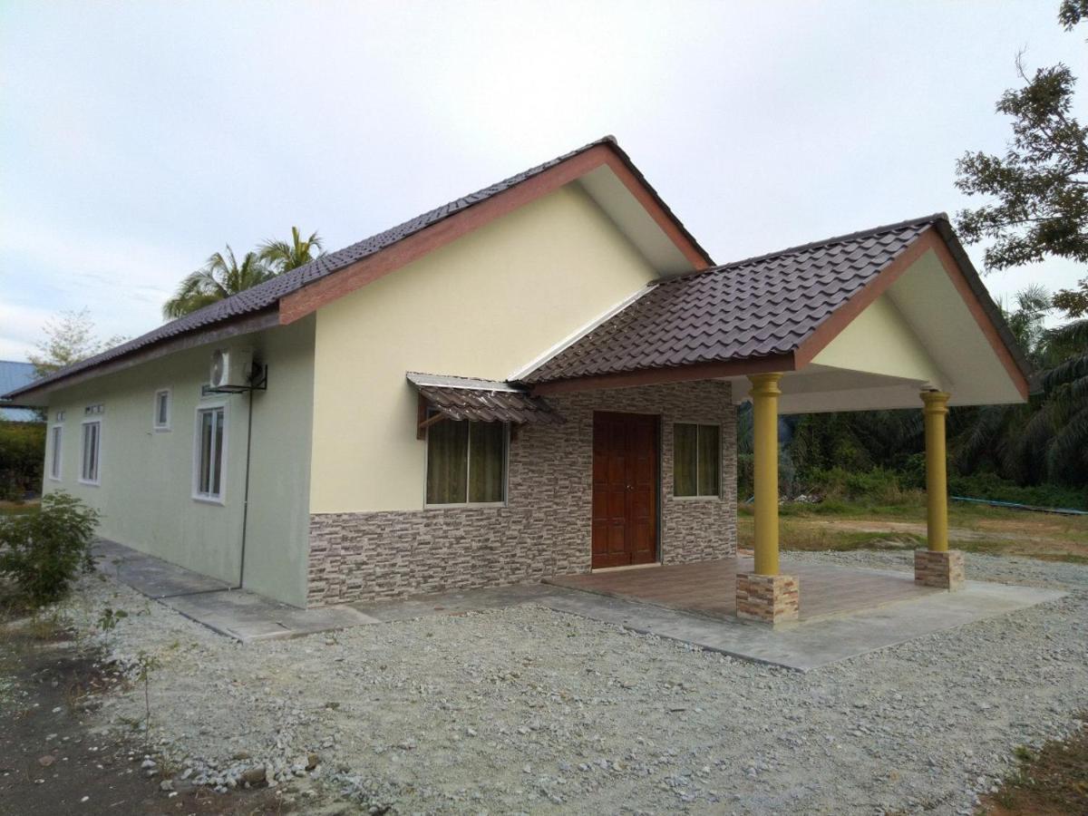 Homestay Pantai Remis Jeram (Selangor) Exterior photo